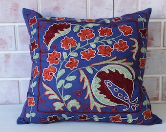 Suzani Pillow Cover, Ethnic Green Pillow, Embroidered Pillow, Bohemian Floral Pillow / P-3167 / 17X17