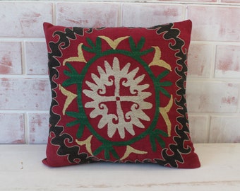 Vintage Suzani Pillow, Ethnic Red Pillow Cover, Bohemian Pillow, Red Suzani Cushion, Vintage Cushion Cover / P-2283  / 16X16 inch