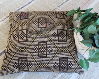 Kilim Floor Pillow Cover ,Ethnic  Kilim Floor  Pillow,  Bohemian KILIM Floor Pillow, Large Kilim Pillow P-1792 / 26X26  inches