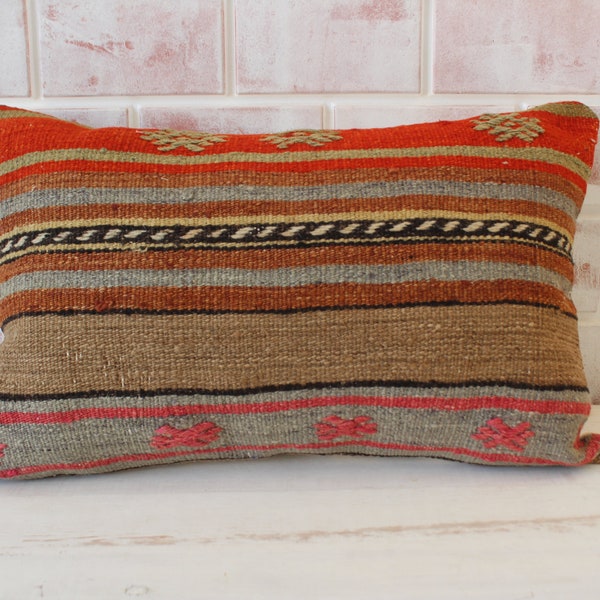 Kilim LUMBAR Pillow, Ethnic Kilim Pillow, Ethnic Lumbar Pillow, Decorative Lumbar Pillow, Bohemian Lumbar Pillow Cover / P-2302 / 14X22 inch