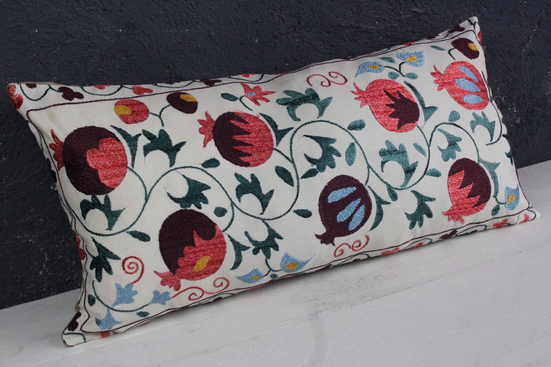 刺繍入りザクロデザイン枕、スザニ腰枕、ボヘミアンベッド枕カバー / P