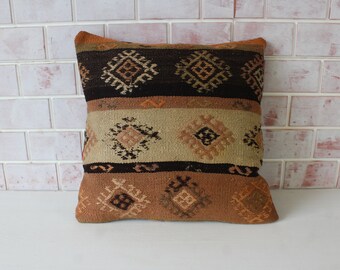 Vintage Kilim Pillow, Ethnic Kilim Pillow, Bohemian Pillow,  Kilim Pillow Cover / P-3316