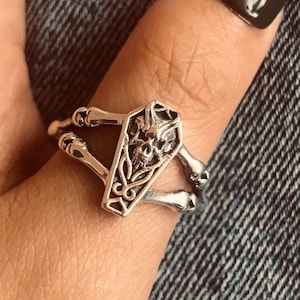 Skull coffin ring// Sterling silver// Handmade solid S925//Unique punk gothic goth biker mens//Death ring// Oxidized jewelry //Gift