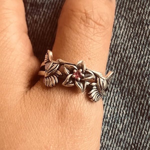 Hummingbird ring//Handmade jewelry//Sterling silver//Custom silver ring//Modern dainty anniversary //silver ring men women//Gift for her him