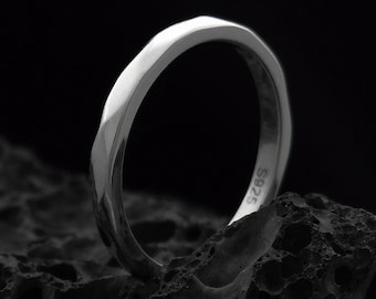 Handcrafted Sterling Silver Midi Ring: Boho Wire Wrap