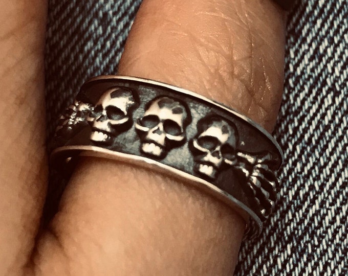 Skull rings// Sterling silver// Handmade solid S925//Unique punk gothic goth biker mens// Oxidized jewelry//Gift for him her