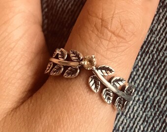 Leaf Gemstone ring//zircon//Handmade jewelry//Sterling silver//Custom silver ring//Modern dainty anniversary //men women//Gift for her him