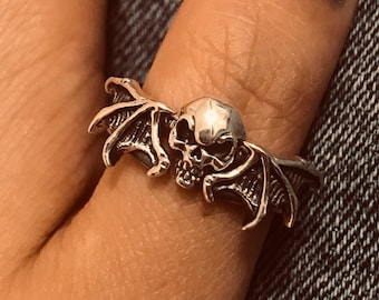 Skull and Demon Wings //Set of 2 Sterling Silver Stacking Rings//Stacking Rings//Punk Gothic//Oxidized Jewelry//Gift for him her