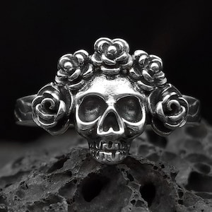 Handmade Sterling Silver Skull Ring: Gothic Biker Jewelry
