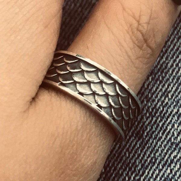 Fish scale ring// Sterling silver// Handmade solid S925//Unique punk gothic goth biker mens// Animal ring// Oxidized jewelry //Gift