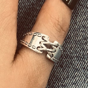 Silver ring//Handmade jewelry//Sterling silver//Custom silver ring//Modern dainty anniversary //silver ring men women//Gift for her him