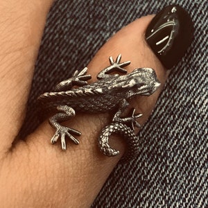 Lizard ring// Sterling silver// Handmade solid S925//Unique punk gothic goth biker mens// Animal ring// Oxidized jewelry //Gift