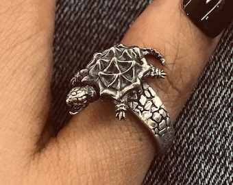 Snapping turtle ring// Sterling silver// Handmade solid S925//Unique punk gothic goth biker mens// Animal ring// Oxidized jewelry //Gift