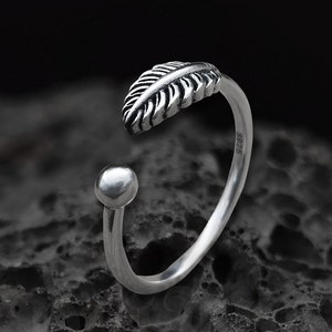 Feather ring//Handmade jewelry//Sterling silver Boho Thumb//Custom Boho ring//Modern ladies dainty anniversary//love ring//Gift for her him