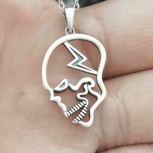 Skull necklace//Sterling silver//Handmade solid S925//Unique punk gothic biker mens//vintage necklace//Memorial jewelry//Gift for her him