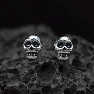 Skull Earrings//Handmade jewelry//S925 Sterling silver//Custom Earrings//punk gothic goth biker mens//Gift for her him