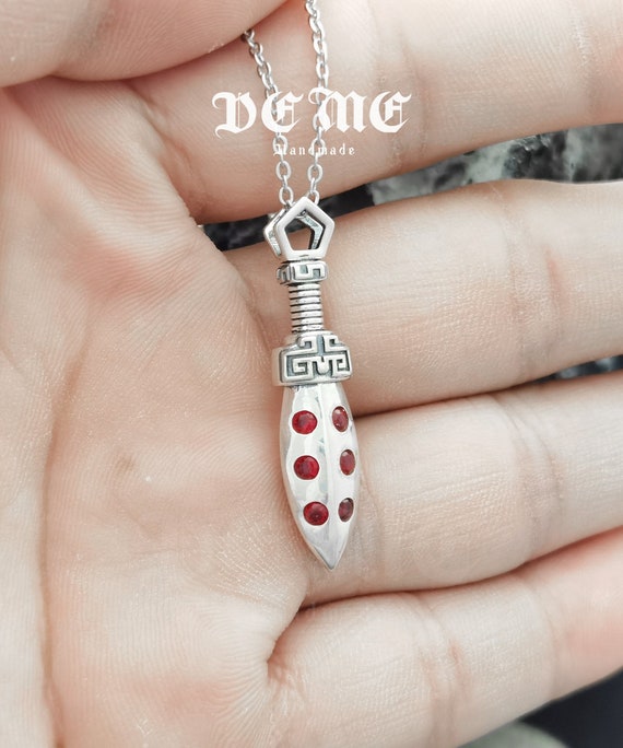 Ciondolo in pietra di luna arcobaleno - Collana in argento sterling 925 - Ciondolo fatto a mano - Collana con ciondolo - Gioielli di Halloween - Regalo di nozze per lei - Italia