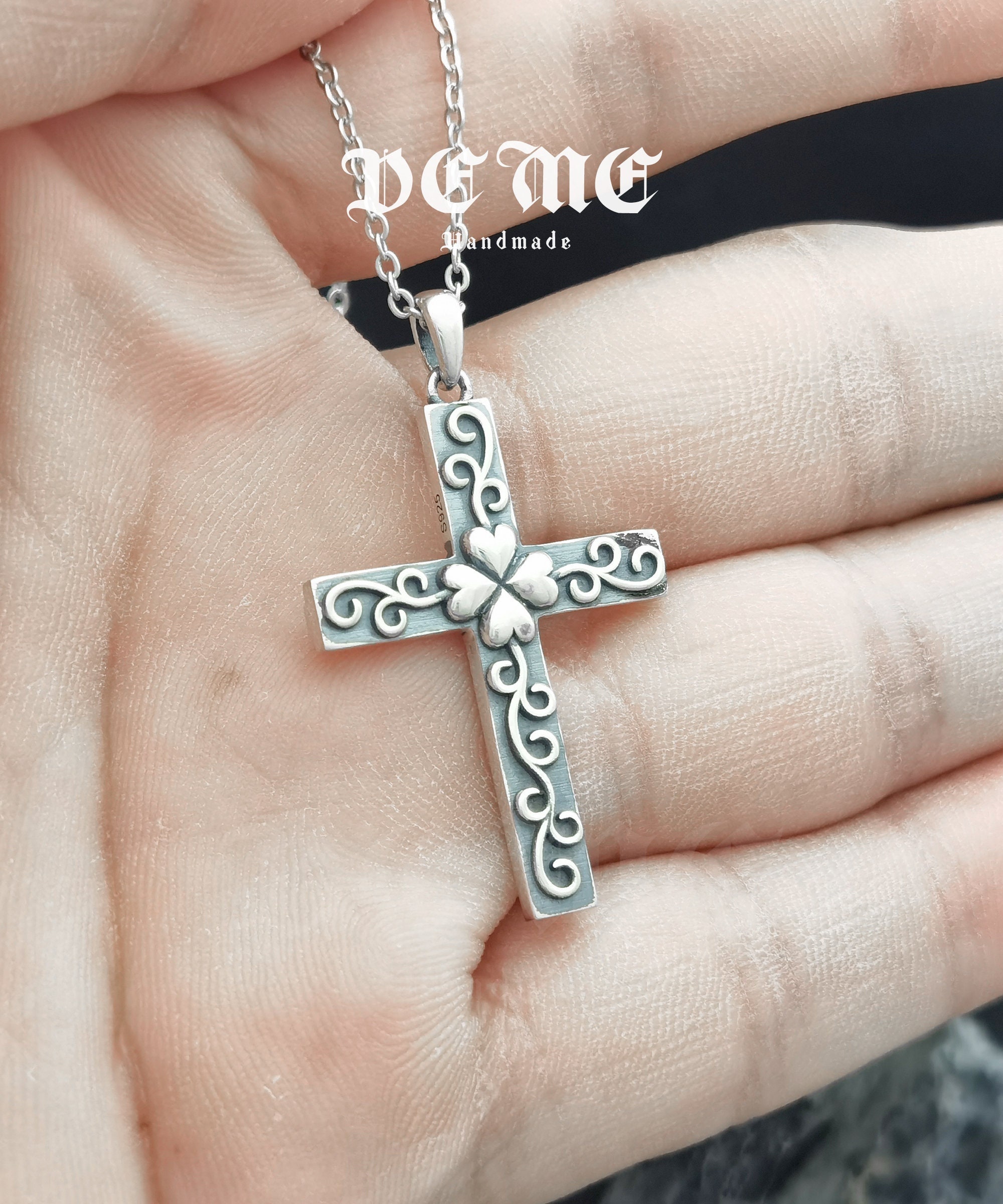 Iron Cross Hanger - Handgemaakt 925 Sterling Zilveren Gothic Cross Pattée Iron Cross Hanger - Handgemaakt 925 Sterling Zilveren Gothic Cross Pattée