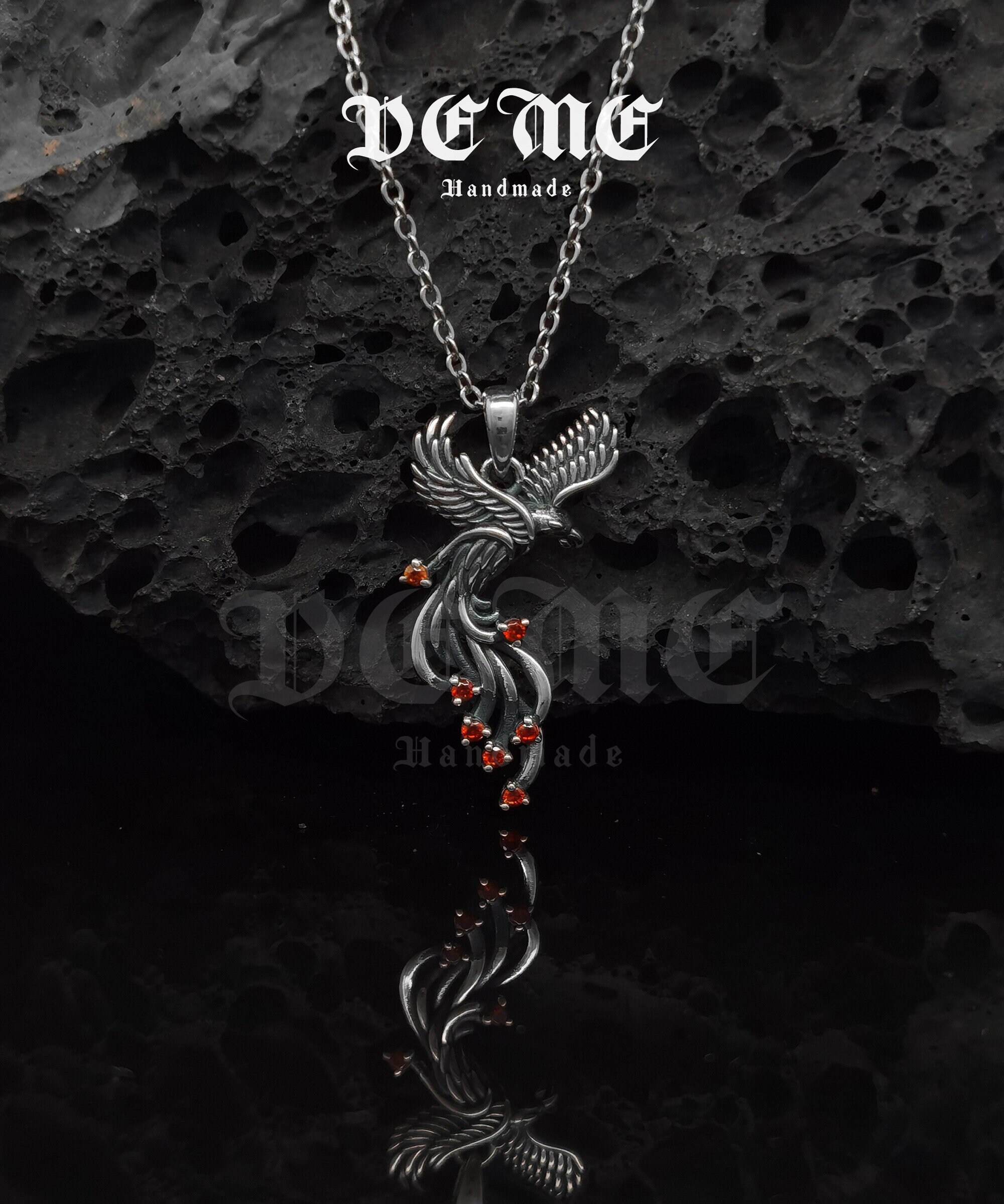 Collana con nome ALESSIA in argento 925 con zircone | GIOIELLI ROCK AMORE MUSICA AMULETO PORTAFORTUNA | CIONDOLI CHARMS COLLANE ANELLI | Circuiti Gioielli