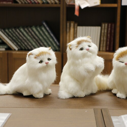 Lifelike Cat in Bed Figurine Realistic Furry Kitten Kids Toy Home Decoration 