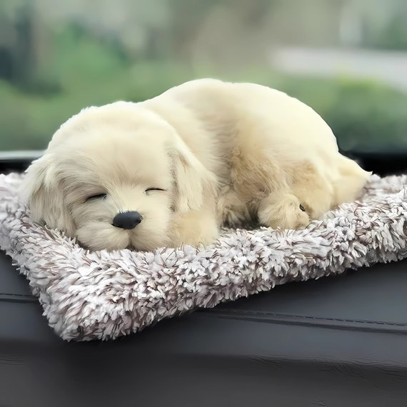 Realistischer schlafender Hund Welpen Spielzeug, Auto Dash Panda