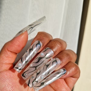 Chromed - Press-On Nails | chrome silver metallic glazed pearl gems
