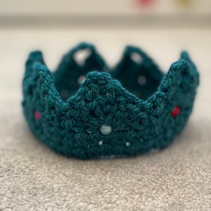 Crocheted crowns with beads for babies children adults Christmas newborn photoshoot baby shower coronation knitted tiara birthday Princess image 8