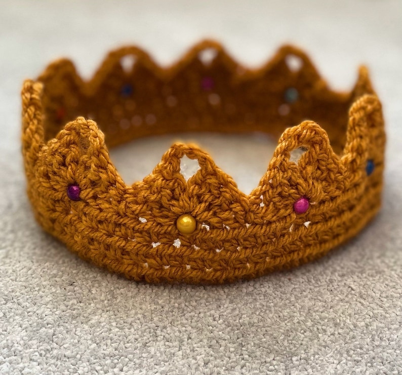 Crocheted crowns with beads for babies children adults Christmas newborn photoshoot baby shower coronation knitted tiara birthday Princess image 1