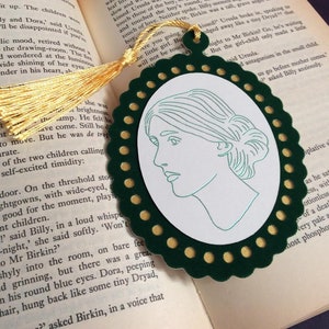 Virginia Woolf bookmark with the quote &quot;Thinking is my fighting&quot;. Literary gift, classic literature, book quote, book lover gift.