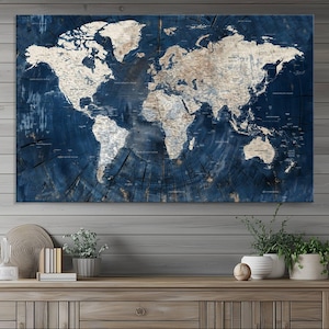 Carte du monde bleu rustique à 3 panneaux encadrée de style carte de style carte d'art mural | Cartes artistiques prêtes à accrocher pour salon moderne, décoration de bureau, carte du monde vintage