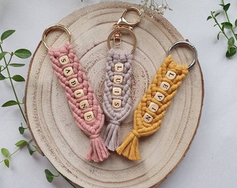 Macrame keychain personalized | Trailer | Available in various colors | Keychain | Bag charm | Perfect gift