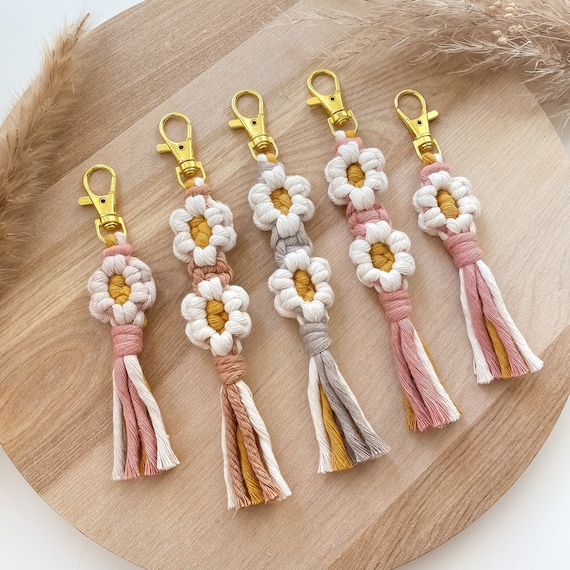 Macrame Keychain Keyring Daisy Bag Charm Flowers Gift for Women