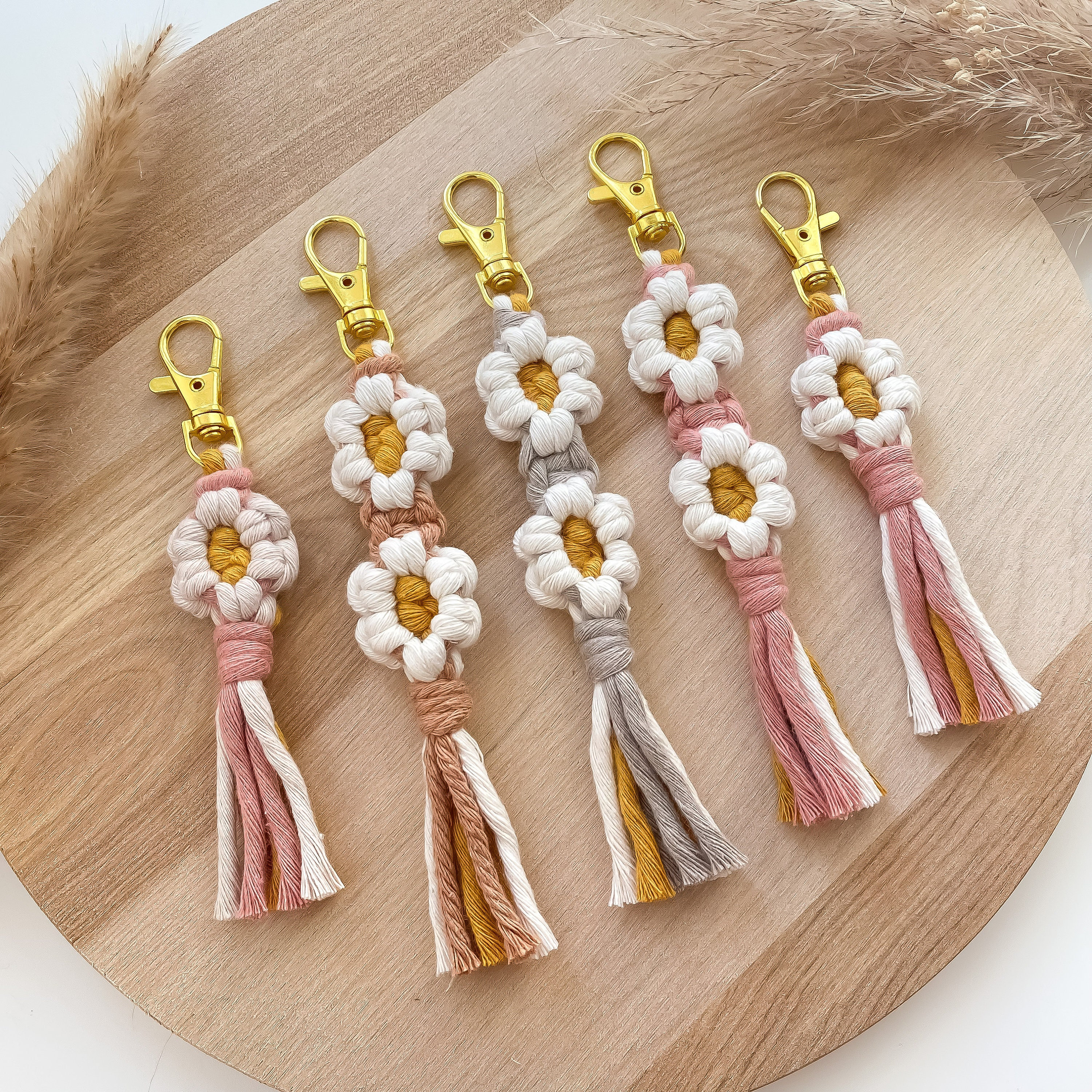 Macrame Keychain Keyring Daisy Bag Charm Flowers Gift for Women