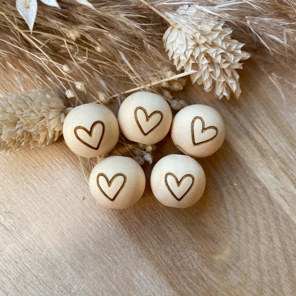Perles en bois avec gravure | Perles | coeur | Perles en macramé