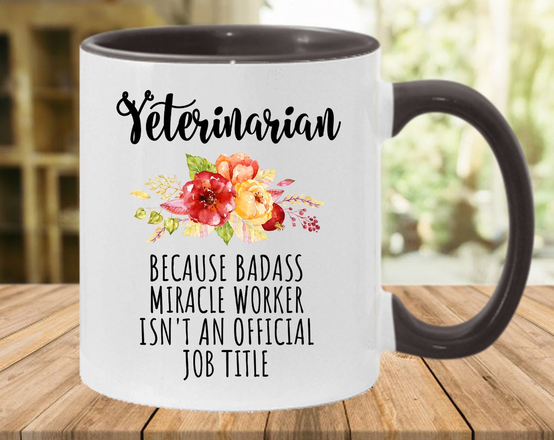 Tasse vétérinaire, idée de cadeau vétérinaire, tasse de café de travailleur de Badass, cadeau