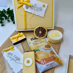 Wellness Geschenkbox Zitrone | Handgemachtes Entspannungsset mit Bad, Tee, Kerze & Pralinen | Geschenk für Dich
