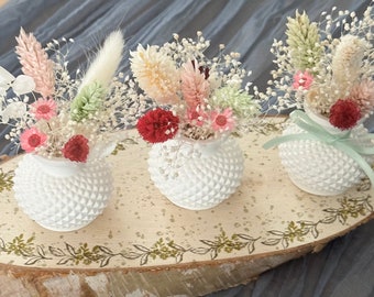 Mini vase with dried flowers - gift - handmade - home decor - table decor - souvenir - floral design - Xyrarock