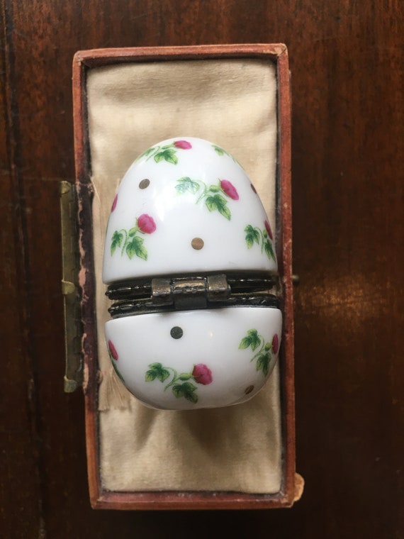 Miniature ceramic and metal egg-shaped trinket po… - image 5