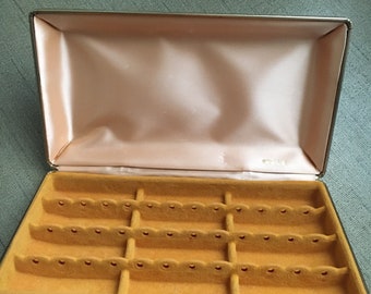 1970 Mele jewellery case