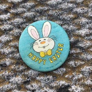 Pinback buttons