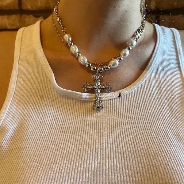 Y2K Cross Necklace Pendant - Shiny y2k Rhinestone Style- Bead Necklace