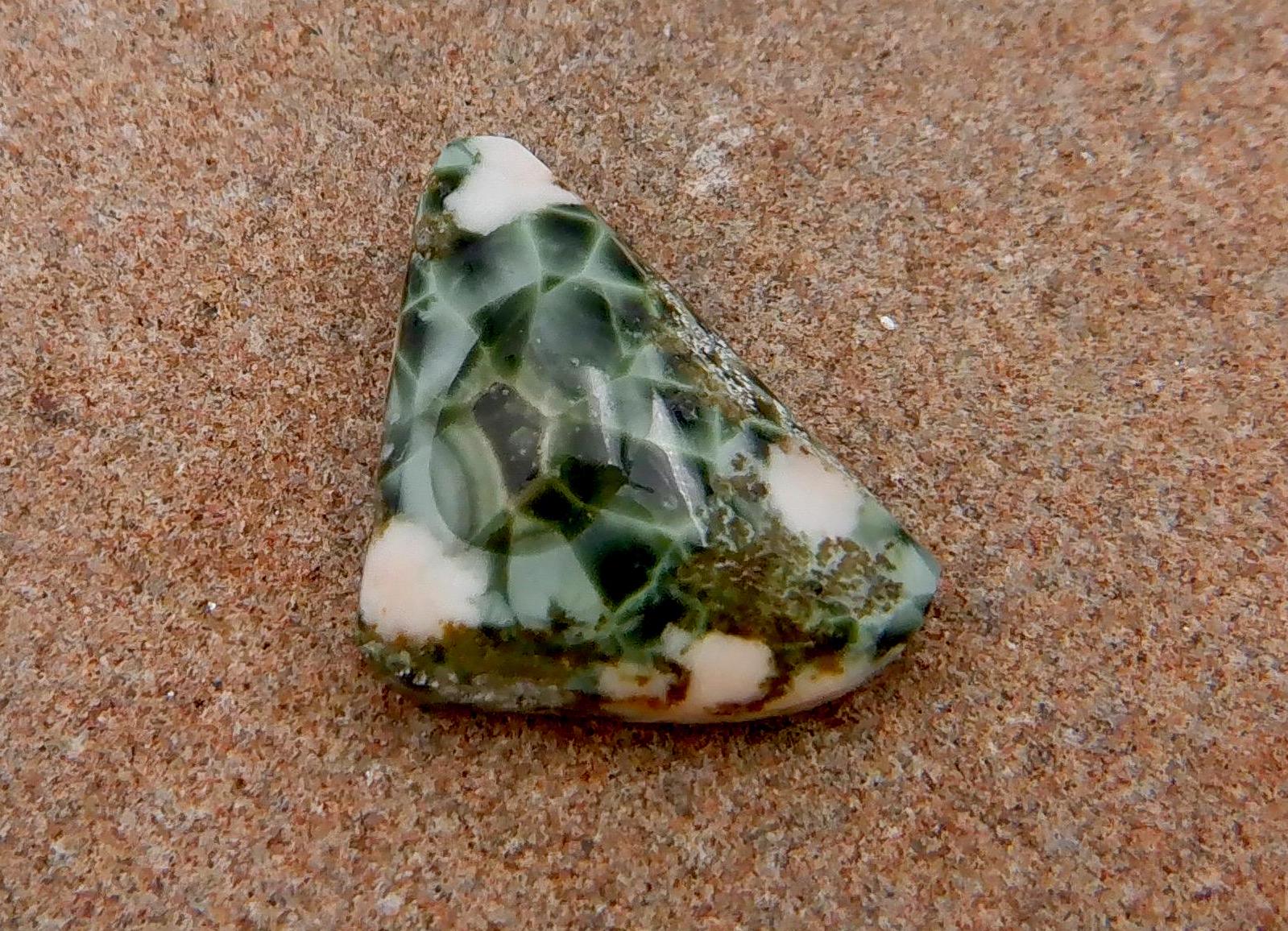 Isle Royale Greenstone Cabochon With Pink Thomsonite, 13mm X 8mm