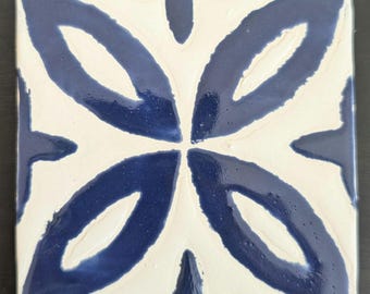 Folha Oliveira Ceramic Tile (Corda Seca) Blue White - Portuguese Tile