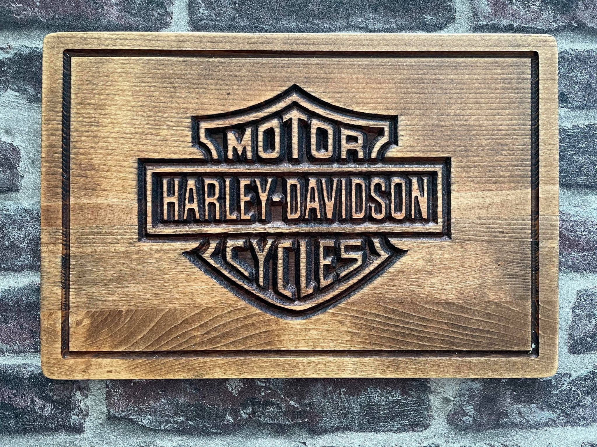 Planche de Présentation Service et à Découper en Hêtre Harley Davidson | Gravure Cnc