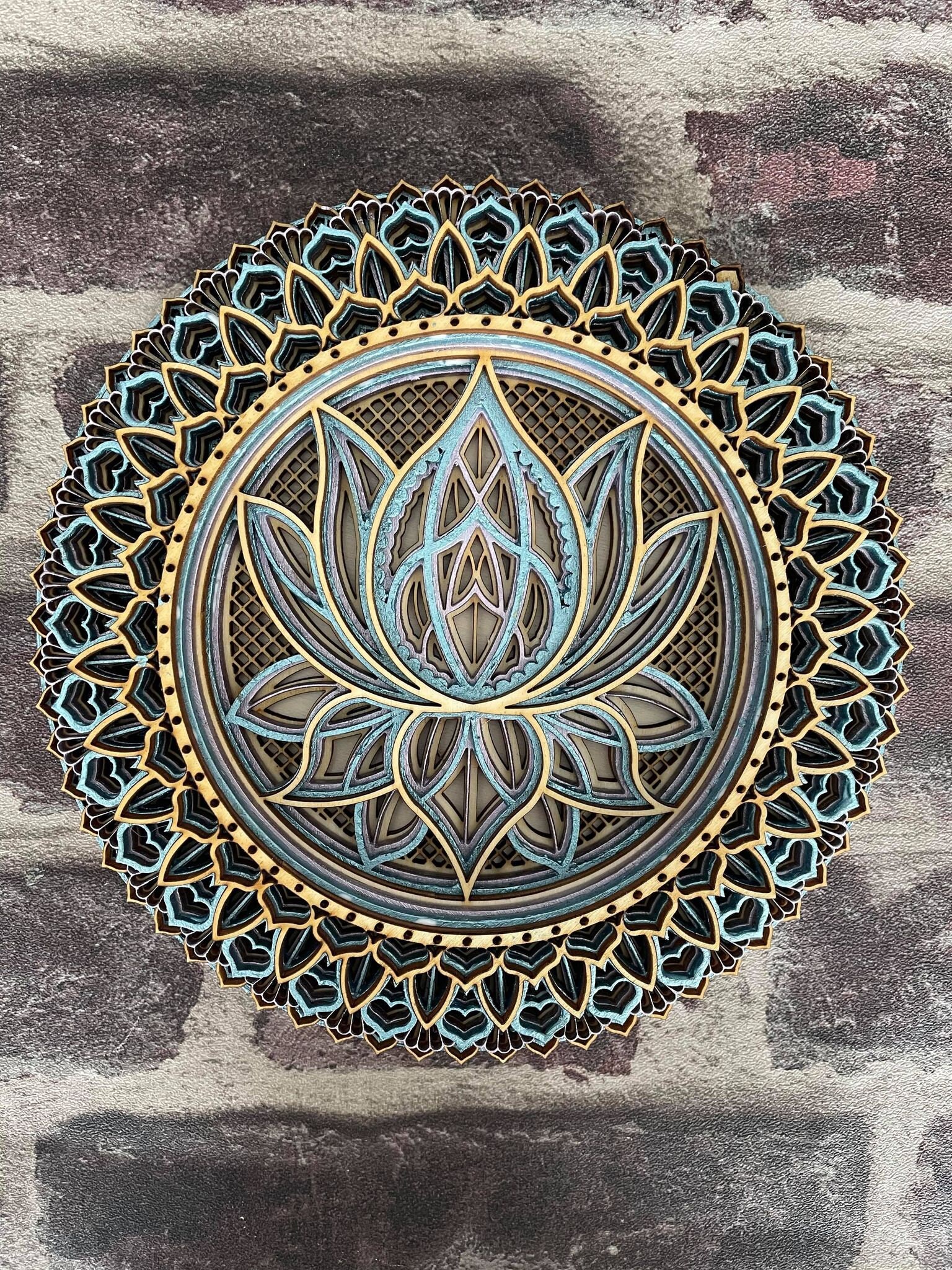 Cadre Affichage Mandala Fleur de Lotus Géant Découpe Laser Artisanale Géométrie Sacrée