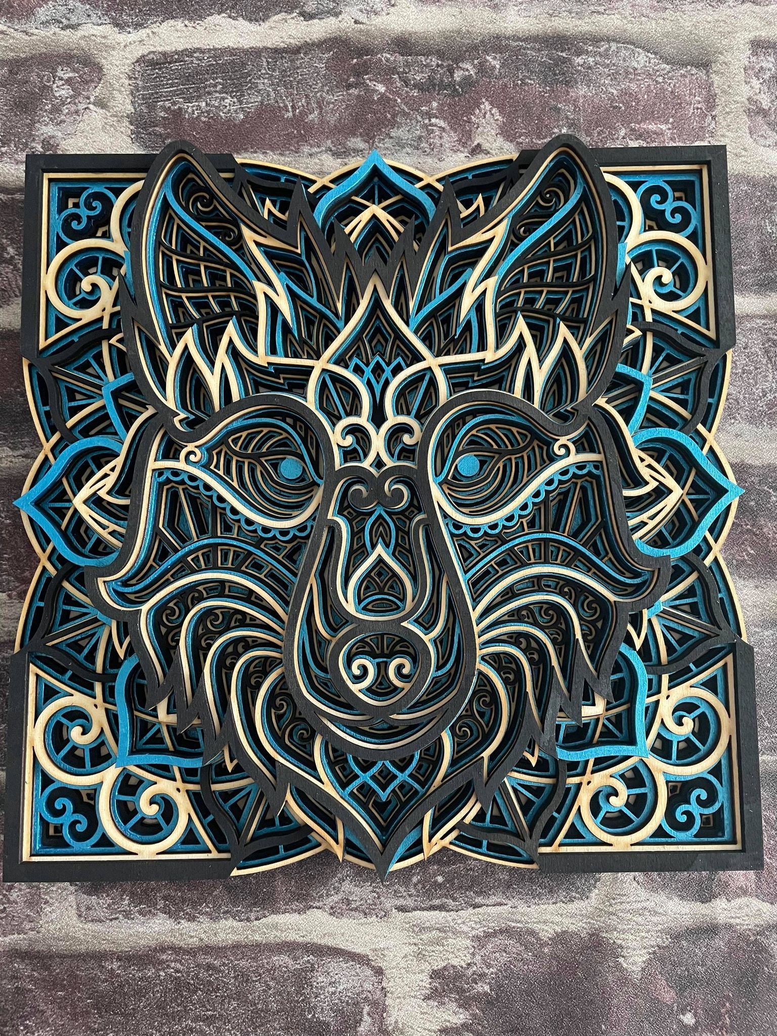 Cadre Affichage Mandala Loup Wolf Géant Découpe Laser Artisanale Géométrie Sacrée