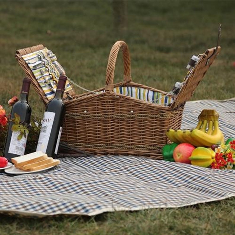 Vintage Family Home Storage Box willow Wicker Picnic Basket with Picnic Mat,as Best Holiday Gift
