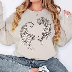 Yin Yang Tiger Crewneck Sweatshirt Aesthetic Clothes Alt Clothing Indie Clothes Chinese Tiger Sweatshirt Graphic Tiger Shirt Trendy Clothes