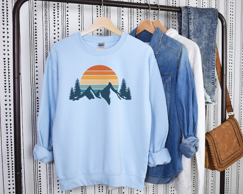 Mountain Sweatshirt Retro Sunset Aesthetic Sweatshirt Cozy Sweatshirt Hiking Sweatshirt Outdoor Sweatshirt Mountain Sweater Wanderlust Shirt Light Blue