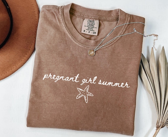 Pregnant Girl Summer Shirt, Summer Pregnancy Baby Announcement Tshirt, Expecting Mom Gift, Funny Beach Pregnancy Shirt, Gift for Mom To Be